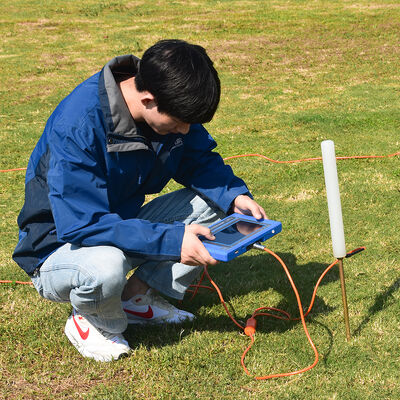PQWT TC300 Detektor Wody Podziemnej o Głębokości 300 Metrów z 7-calowym Ekranem Dotykowym i Automatycznym Mapowaniem