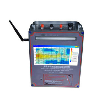 PQWT TC1200 Głęboki detektor wody gruntowej / maszyna do znajdowania wody Głębokość 600m 900m 1500m